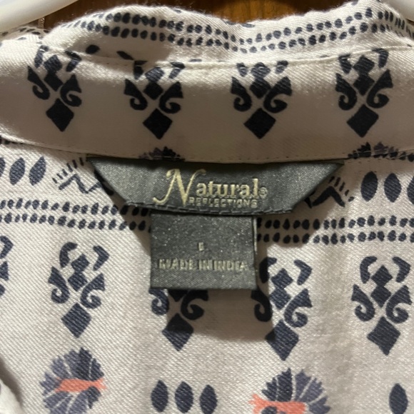 Natural Reflections Large 3/4 sleeve, like new - Picture 3 of 3